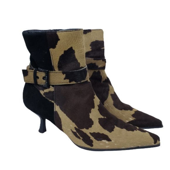 Stuart Weitzman Shoes - Stuart Weitzman calf skin bootie